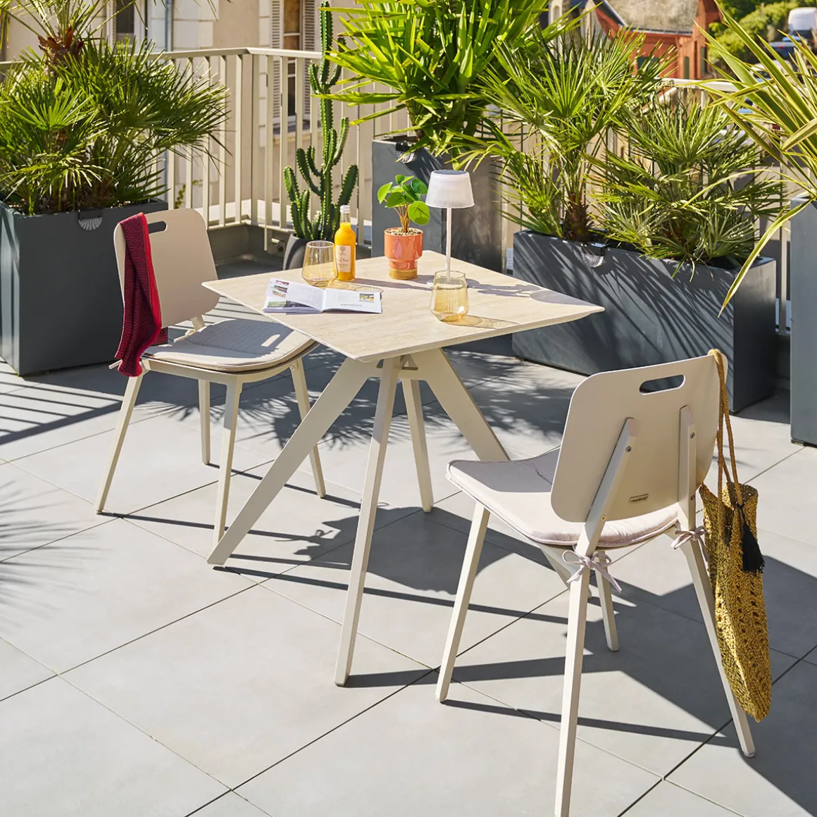 Ensemble table de jardin carrée + 2 chaises TERZANO Argile