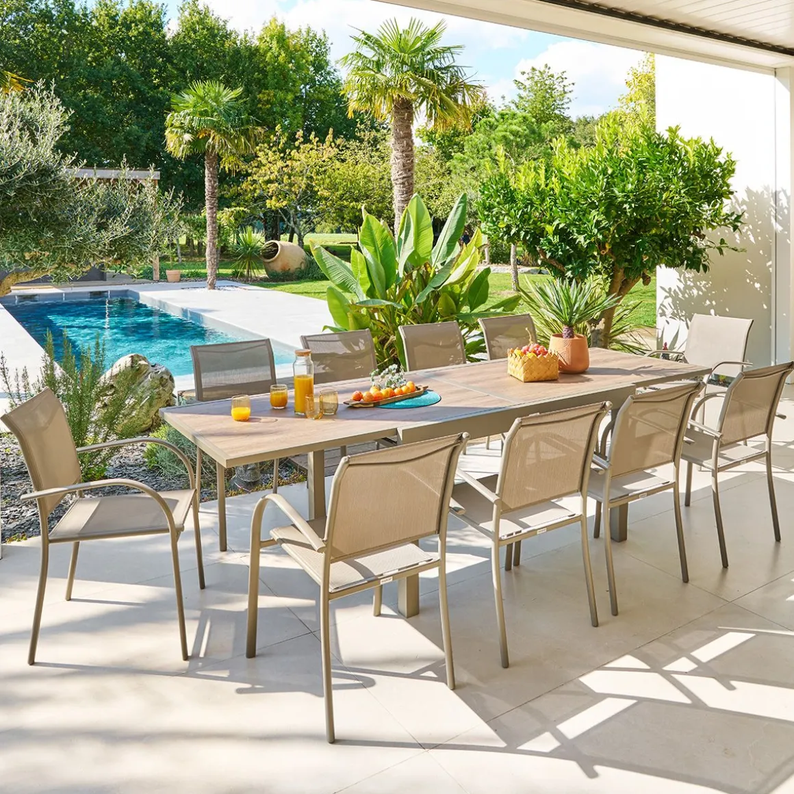 Ensemble table de jardin extensible PIAZZA + 10 chaises PIAZZA Truffe & Café