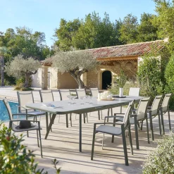 Ensemble table de jardin extensible PULPY + 12 fauteuils empilables AXANT Laurier