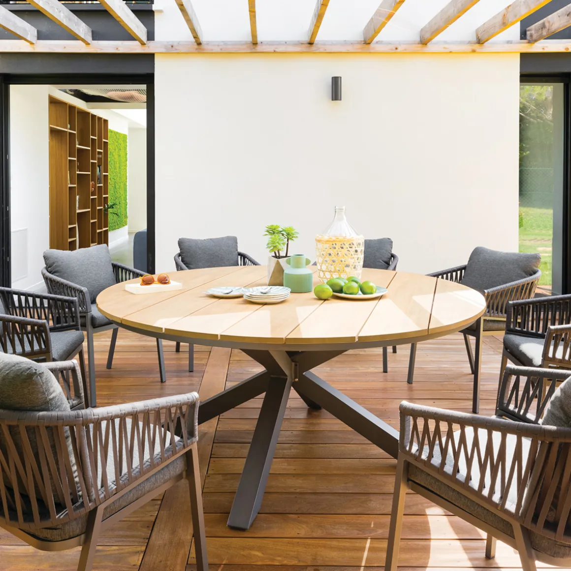Ensemble table de jardin ronde + 8 fauteuils ORIENGO Graphite