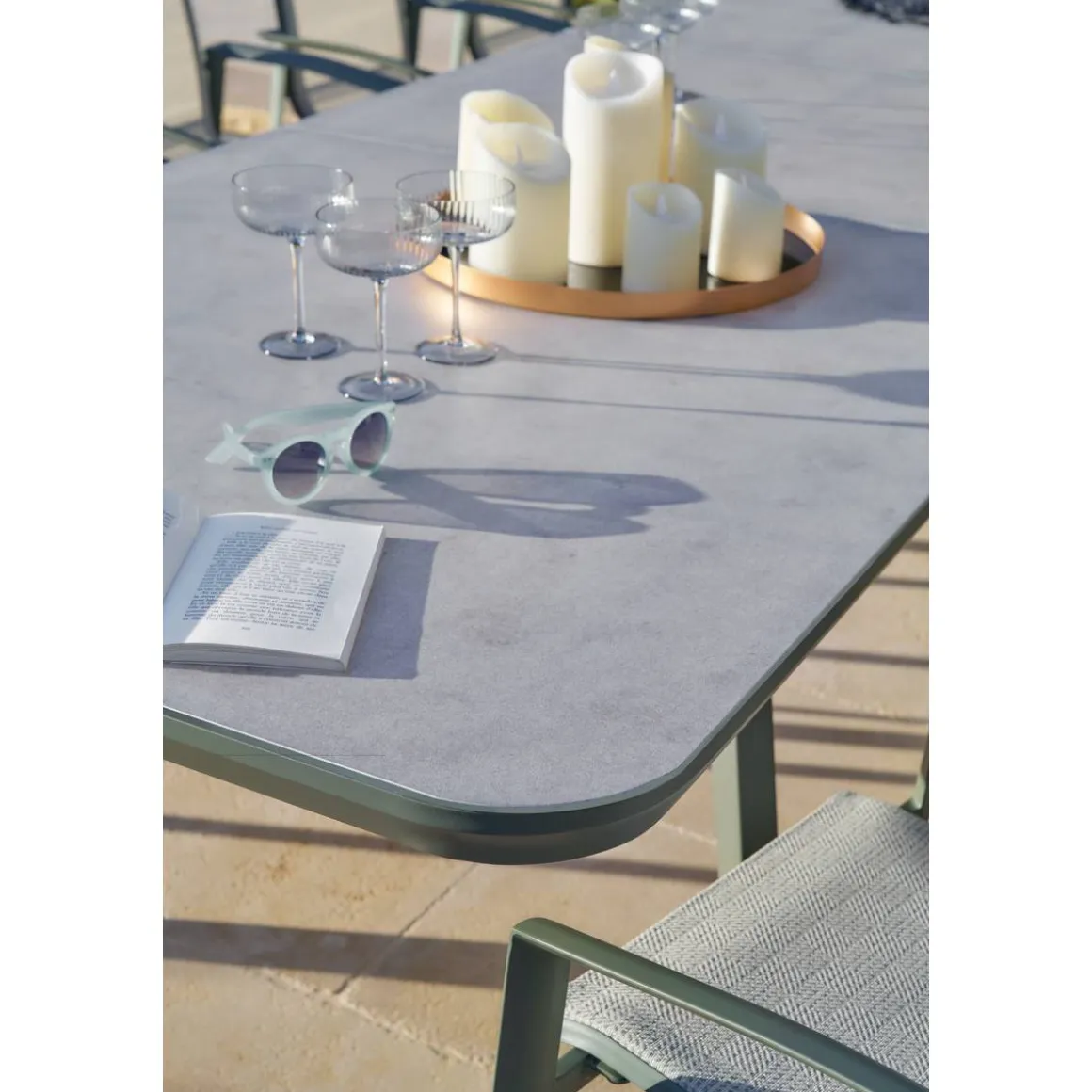 Fauteuil de jardin empilable AXANT Vert olive / Vert laurier