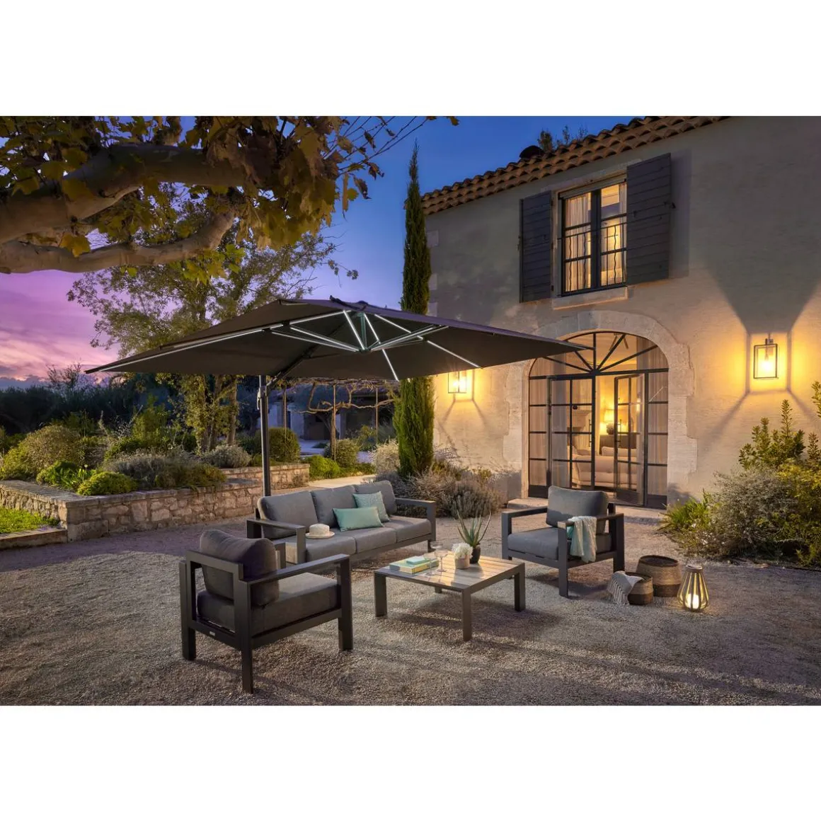 Parasol déporté rectangulaire MELHIA Anthracite avec LED