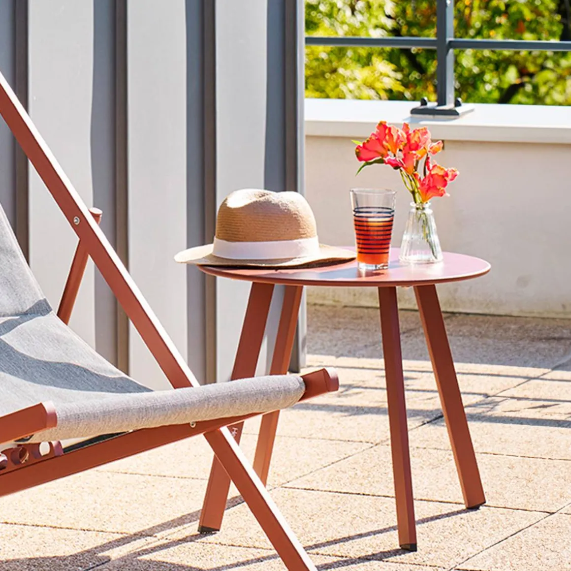 Table d'appoint de jardin ronde SAONA Acajou