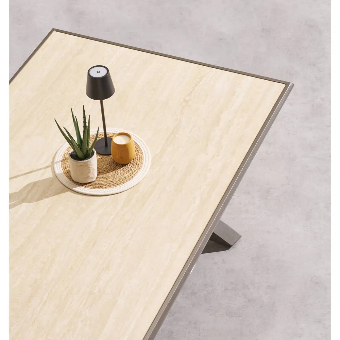 Table de jardin AXIOME Vanille & Marron