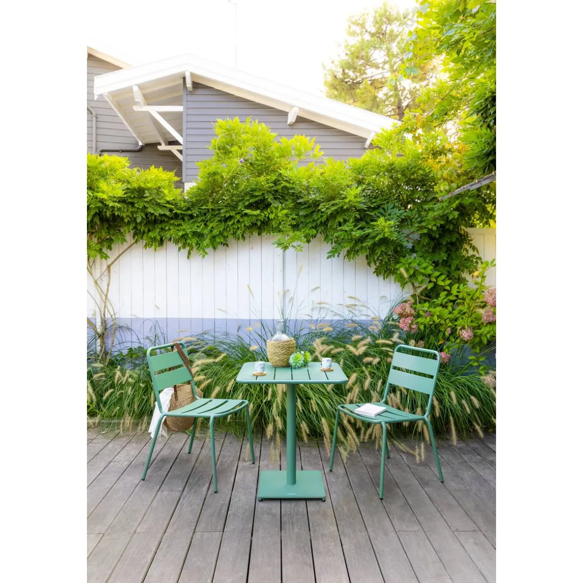 Table de jardin carrée PHUKET Vert olive