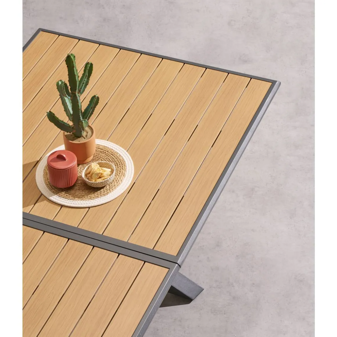 Table de jardin extensible AXIOME Effet bois Noix & Graphite