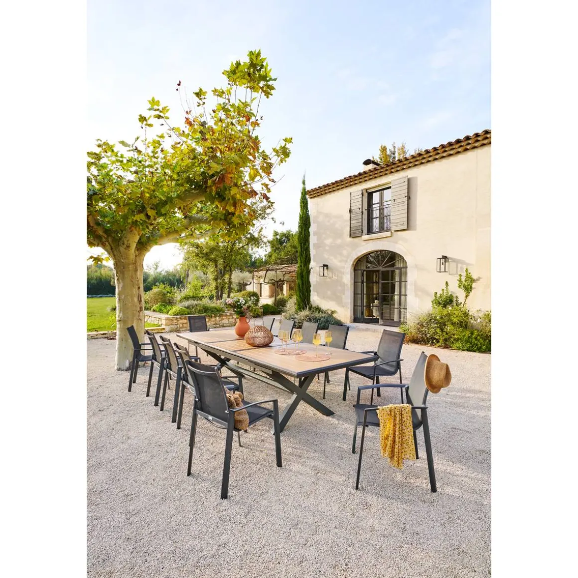 Table de jardin extensible AXIOME Effet bois Noix & Graphite