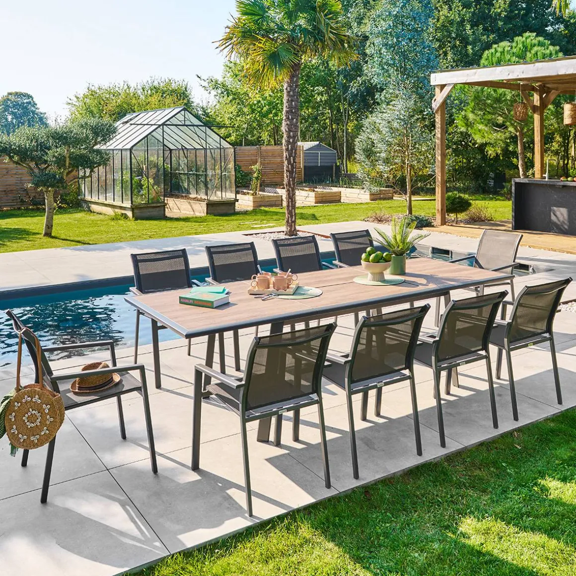 Table de jardin extensible rectangulaire PAVANE Truffe / Graphite