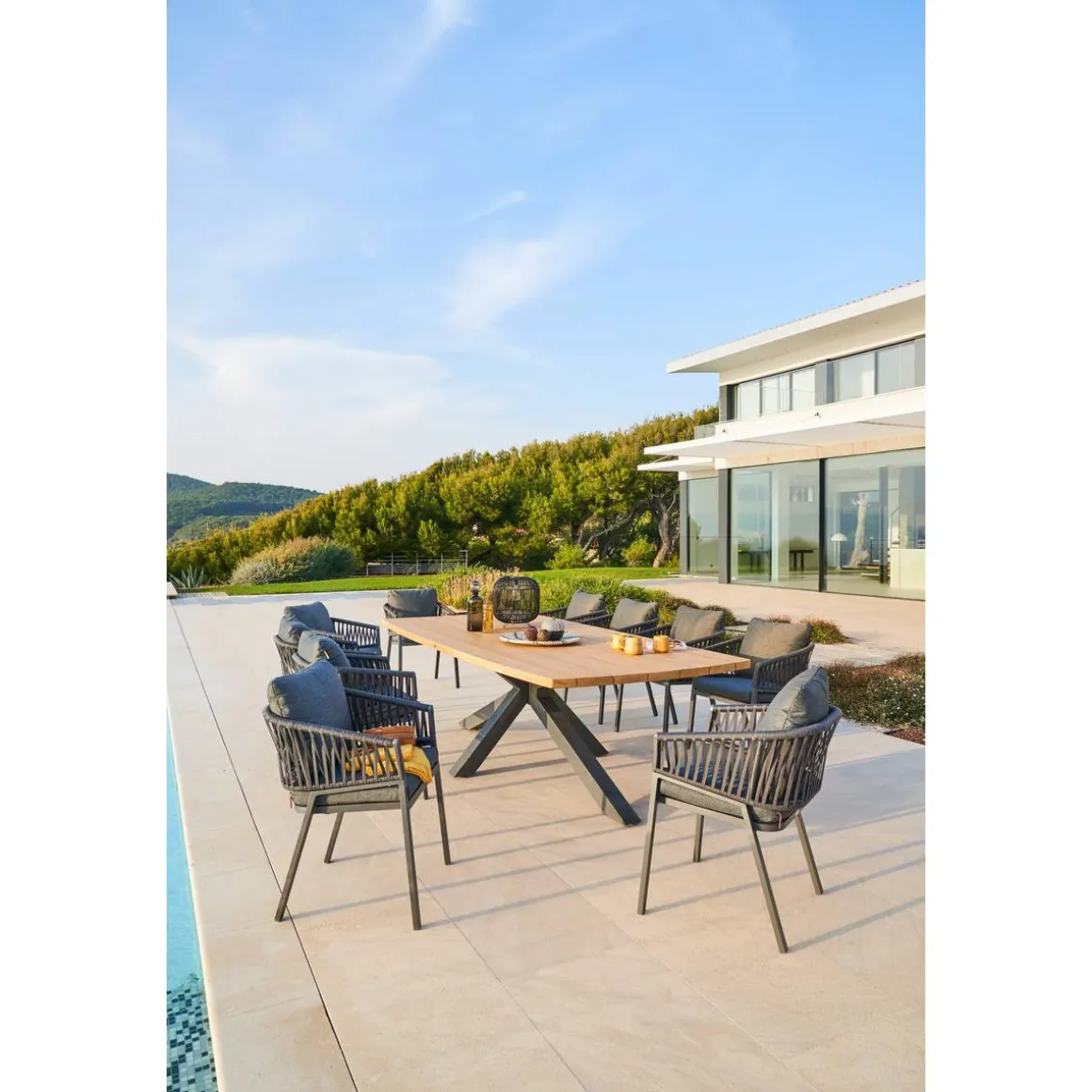 Table de jardin LIMAYA Acacia & Graphite
