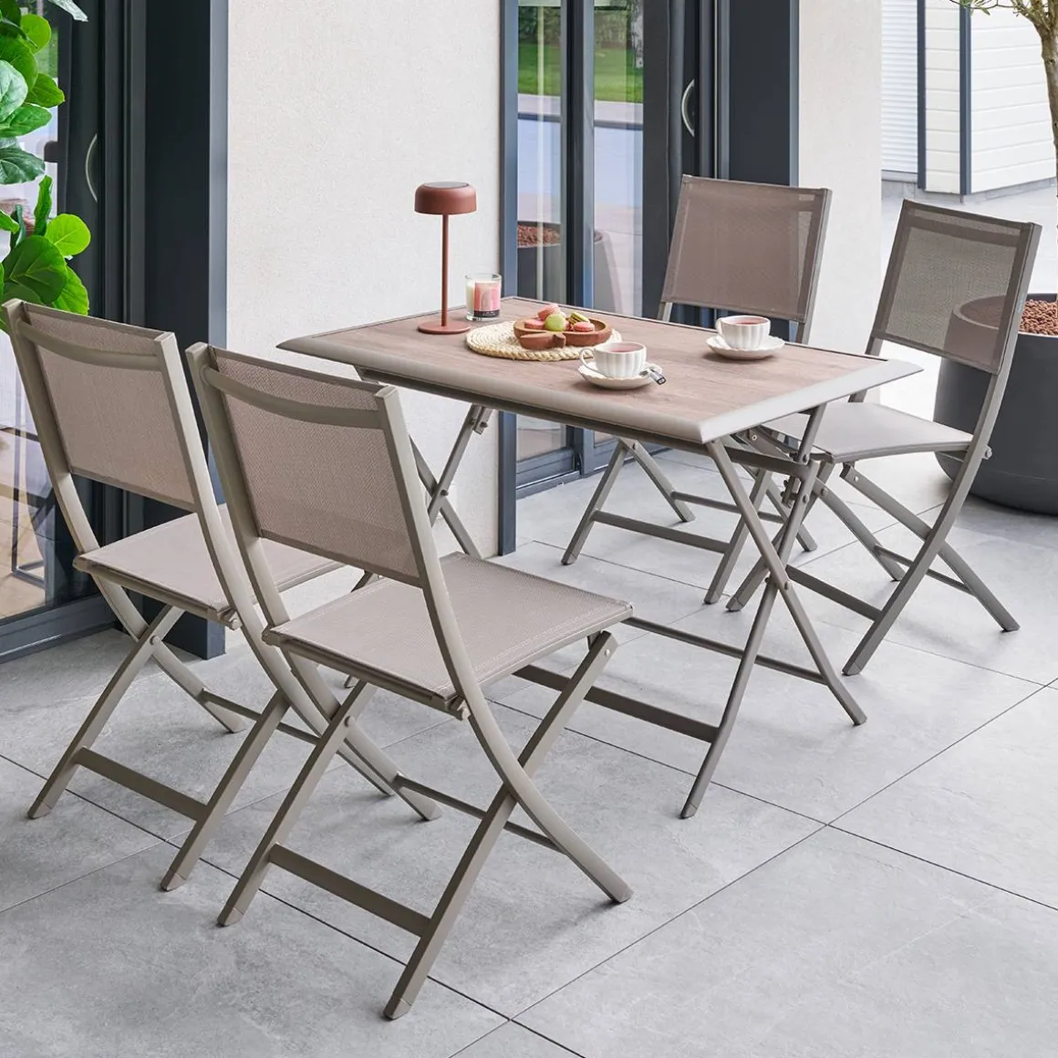 Table de jardin pliante rectangulaire AZUA Truffe / Café