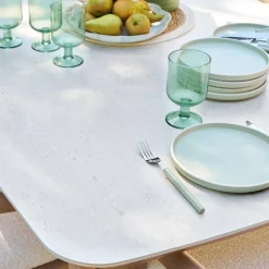 Table de jardin rectangulaire NELORA Beige ficelle / Honey